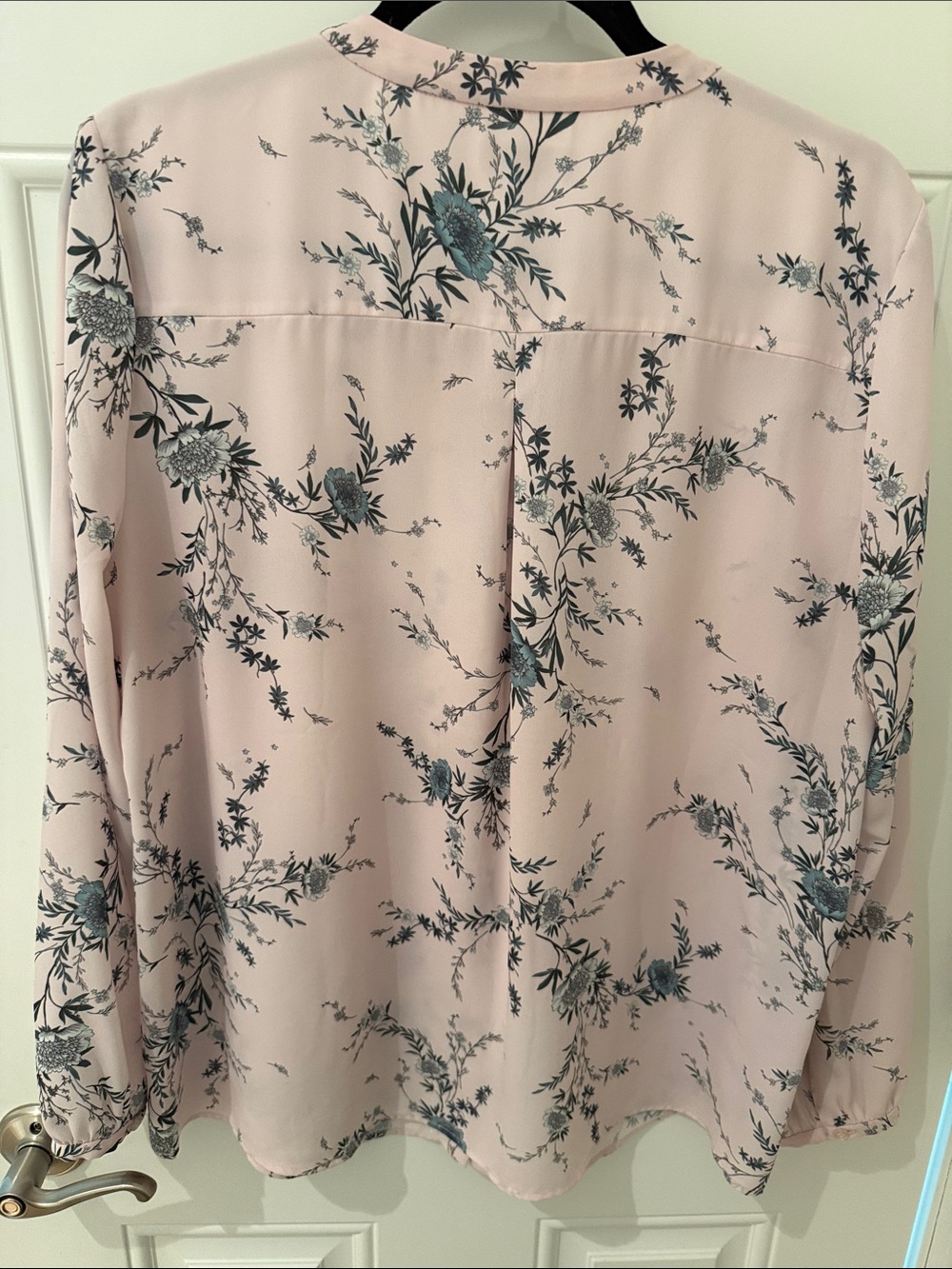 Hobbs London Pink Floral Button-Front Silk Blouse - Picture 6 of 7